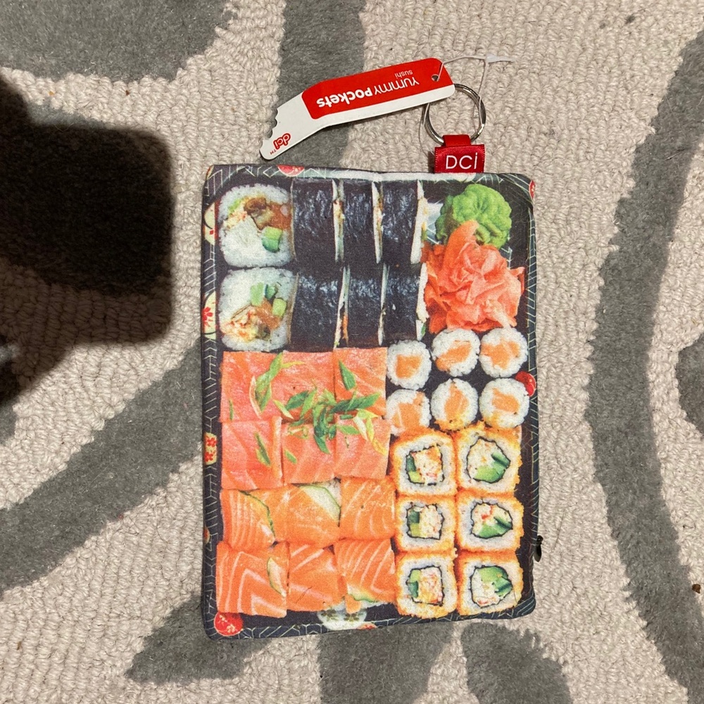 Sushi zip up pouch